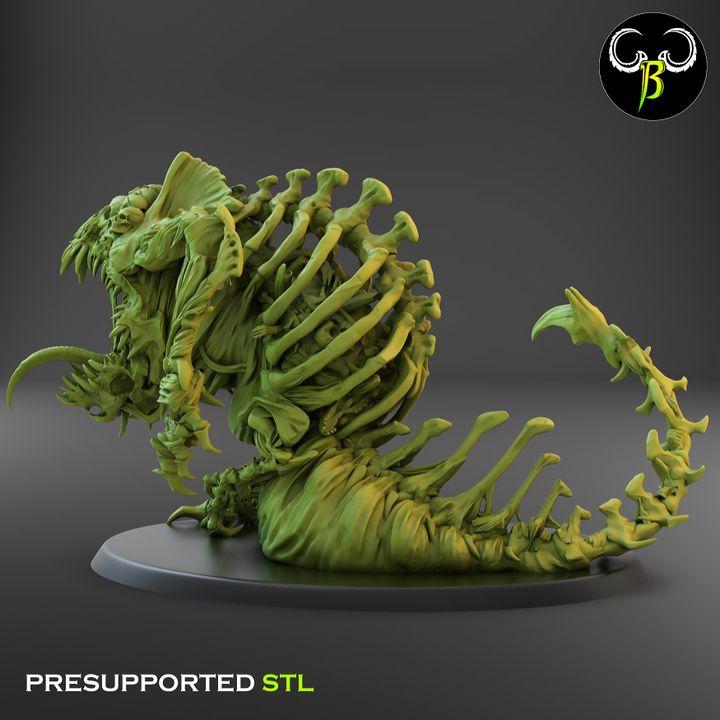 Bone Crawler Miniature | Clay Beast Creations | Fantasy Wargaming | 32mm scale